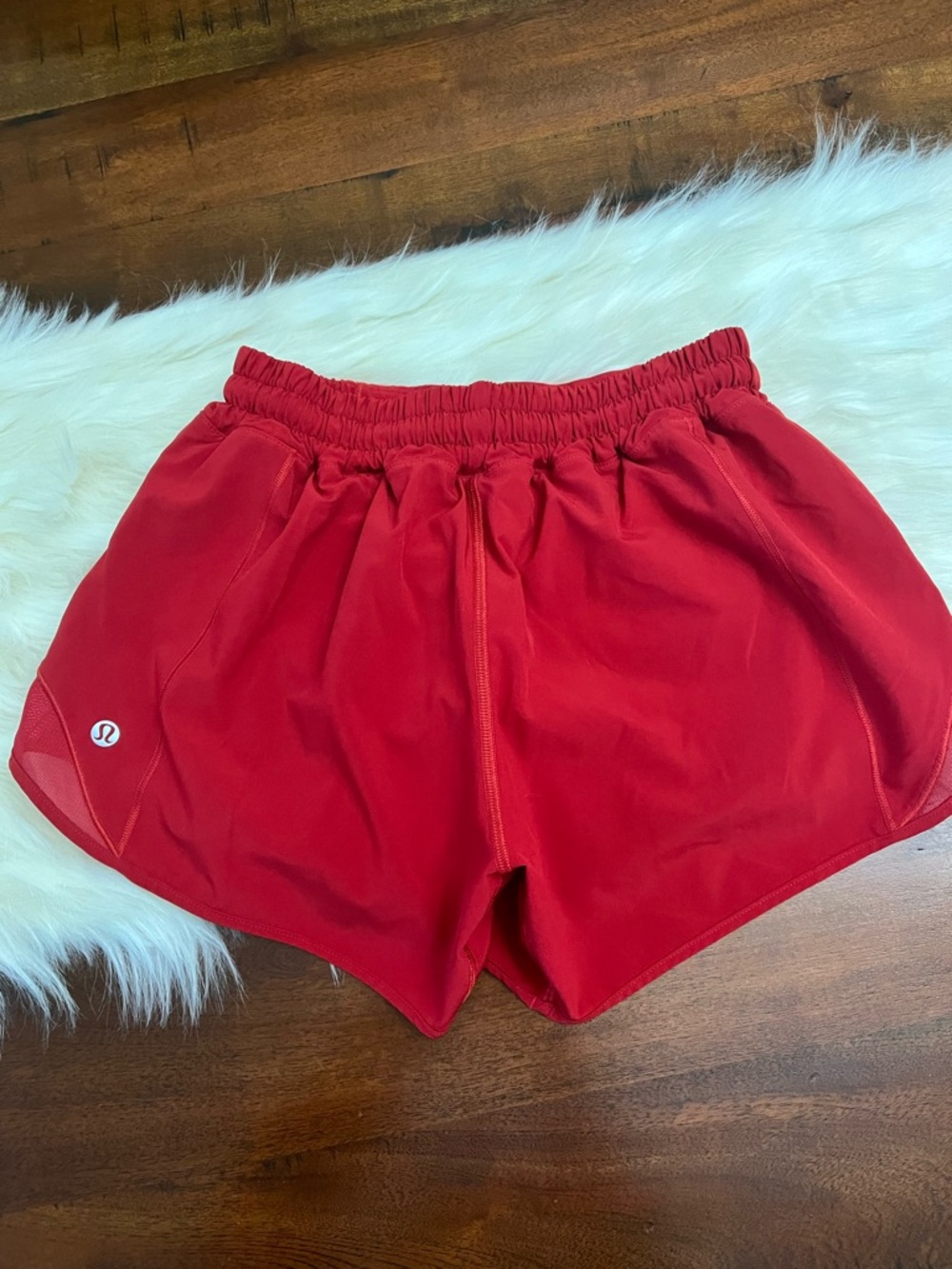 Lululemon Hotty Hot Long 4” Shorts Dark Red Size 4 Lined - Picture 2 of 4